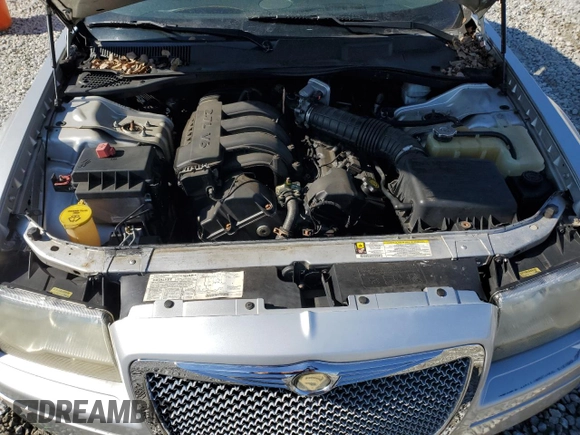 2005 Chrysler 300 with VIN 2C3JA43R55H664546, listed as a Copart auction lot 42572745 with 262,569 mi miles and Salvage Title. Bid and sale history available at carsss.com. Image 11.