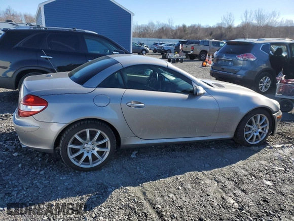 2007 Mercedes-Benz SLK 350 с VIN WDBWK56F57F133906, выставлен на аукционе Copart как лот 43433895 с пробегом 89 168 миль миль и Чистый • Clean title. История ставок и продаж доступна на DreamBid. Изображение 3.