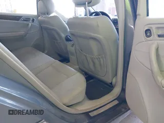 2007 Mercedes-Benz C 350 Sport z VIN WDBRF56H07F893969, wystawiony jako IAAI lot #38957039 z przebiegiem 92 408 mil mil oraz . Historia ofert i sprzedaży dostępna na DreamBid. Obrazek 8.