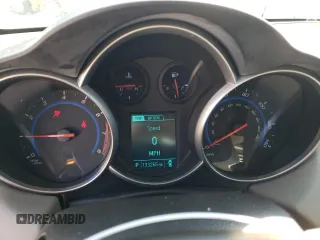 2015 Chevrolet Cruze LS z VIN 1G1PA5SH3F7217319, wystawiony jako Copart lot #48901504 z przebiegiem 133 266 mil mil oraz Szkoda całkowita • Salvage title. Historia ofert i sprzedaży dostępna na DreamBid. Obrazek 9.