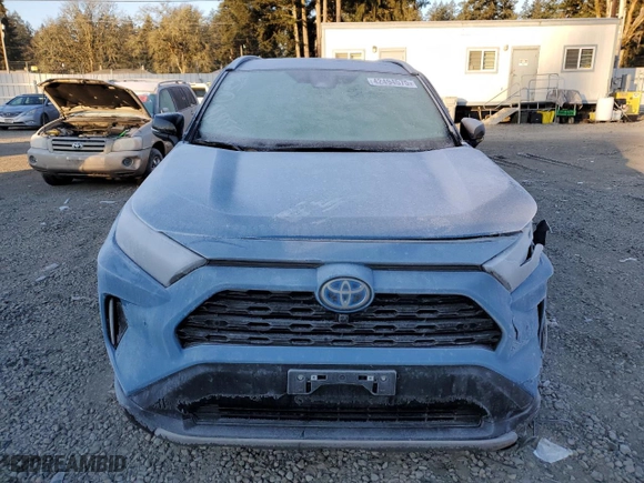 2024 Toyota RAV4 Hybrid XSE with VIN 4T3E6RFV8RU142262, listed as a Copart auction lot 42494575 with 19,434 mi miles and Salvage Title. Bid and sale history available at carsss.com. Image 5.