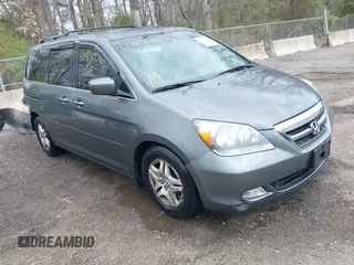 2007 Honda Odyssey Touring with VIN 5FNRL38877B095775, listed as a IAAI auction lot 41935783 with 133,307 mi miles. Bid and sale history available at carsss.com. Image 1.