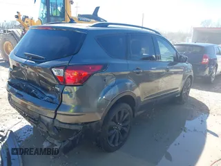 2019 Ford Escape SE with VIN 1FMCU0GD3KUB57331, listed as a IAAI auction lot 41701265 with 101,803 mi miles. Bid and sale history available at carsss.com. Image 4.
