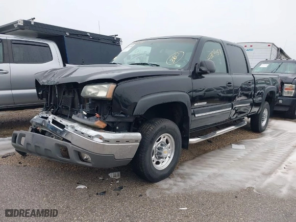 2003 Chevrolet Silverado 2500HD LS with VIN 1GCHK23U23F214612, listed as a IAAI auction lot 41307158 with 95,012 mi miles. Bid and sale history available at carsss.com. Image 2.