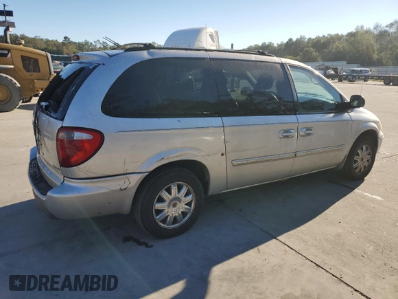 2007 Chrysler Town & Country LWB Touring with VIN 2A4GP54L27R135776, listed as a Copart auction lot 75538084 with 187,755 mi miles and Salvage Title. Bid and sale history available at carsss.com. Image 3.