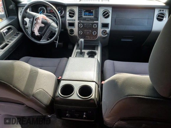 2015 Ford Expedition XLT z VIN 1FMJU1HT1FEF19045, wystawiony jako Copart lot #53146575 z przebiegiem 170 896 mil mil oraz Szkoda całkowita • Salvage title. Historia ofert i sprzedaży dostępna na DreamBid. Obrazek 8.