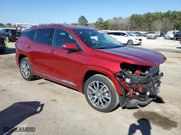 2024 GMC Terrain Denali with VIN 3GKALXEG1RL270854, listed as a Copart auction lot 47310935 with 9,698 mi miles and Salvage Title. Bid and sale history available at carsss.com. Image 4.