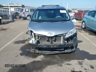 2011 Toyota Sienna XLE AAS with VIN 5TDYK3DC8BS156127, listed as a IAAI auction lot 42103980 with 129,851 mi miles. Bid and sale history available at carsss.com. Image 6.