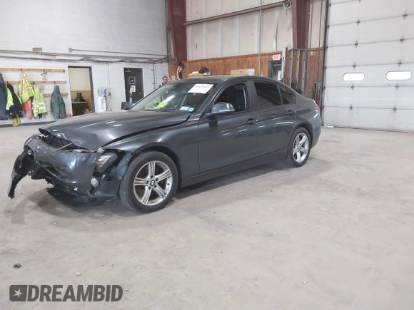 2013 BMW 3 Series 328i xDrive с VIN WBA3B5G50DNP40353, выставлен на аукционе IAAI как лот 42425411 с пробегом 112 879 миль миль и . История ставок и продаж доступна на DreamBid. Изображение 2.