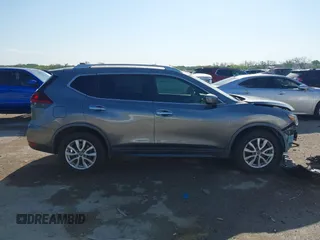 2020 Nissan Rogue SV z VIN KNMAT2MT4LP514652, wystawiony jako IAAI lot #42024037 z przebiegiem 105 653 mil mil oraz . Historia ofert i sprzedaży dostępna na DreamBid. Obrazek 14.
