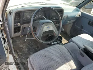 1992 Ford Ranger with VIN 1FTCR10A2NUB87548, listed as a Copart auction lot 60536035 with 1,884 mi miles and Salvage title. Bid and sale history available at DreamBid. Image 8.