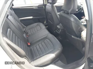 2016 Ford Fusion SE z VIN 1FA6P0HD1G5128697, wystawiony jako IAAI lot #42223379 z przebiegiem Nie podano mil oraz . Historia ofert i sprzedaży dostępna na DreamBid. Obrazek 8.