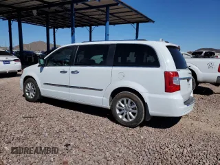 2015 Chrysler Town & Country Limited Platinum with VIN 2C4RC1GG7FR743471, listed as a Copart auction lot 49981625 with 142,585 mi miles and Clean Title. Bid and sale history available at carsss.com. Image 2.