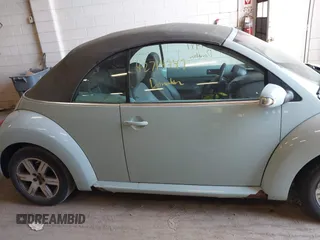 2006 Volkswagen Beetle with VIN 3VWRF31Y96M319153, listed as a IAAI auction lot 42714949 with 179,332 mi miles and . Bid and sale history available at DreamBid. Image 12.