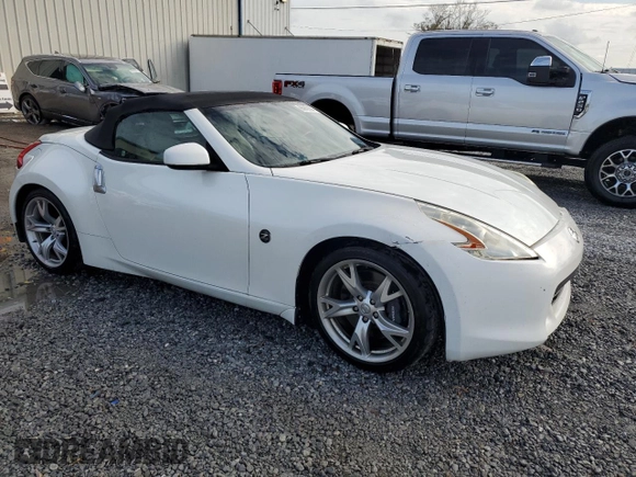 2010 Nissan 370Z Touring с VIN JN1AZ4FH2AM302093, выставлен на аукционе Copart как лот 86953624 с пробегом 138 845 миль миль и Списание • Salvage title. История ставок и продаж доступна на DreamBid. Изображение 4.