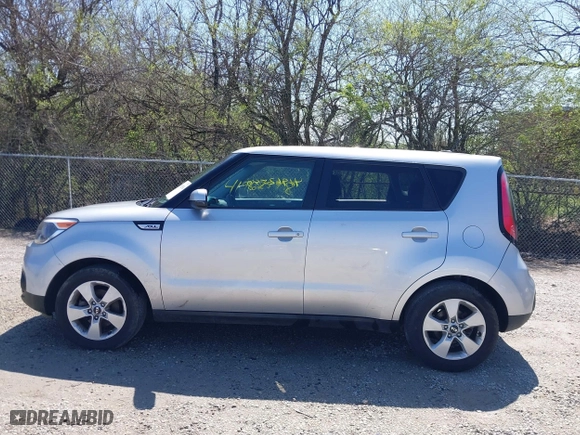 2018 Kia Soul with VIN KNDJN2A20J7581140, listed as a IAAI auction lot 41962548 with 86,497 mi miles. Bid and sale history available at carsss.com. Image 14.