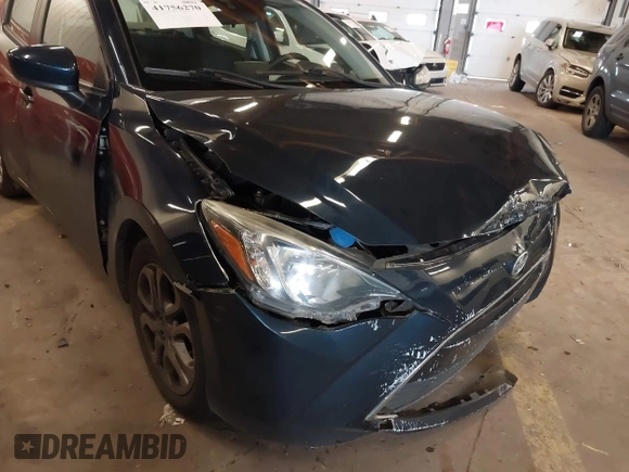 2016 Scion iA z VIN 3MYDLBZV5GY103533, wystawiony jako IAAI lot #41756270 z przebiegiem 59 290 mil mil oraz . Historia ofert i sprzedaży dostępna na DreamBid. Obrazek 19.