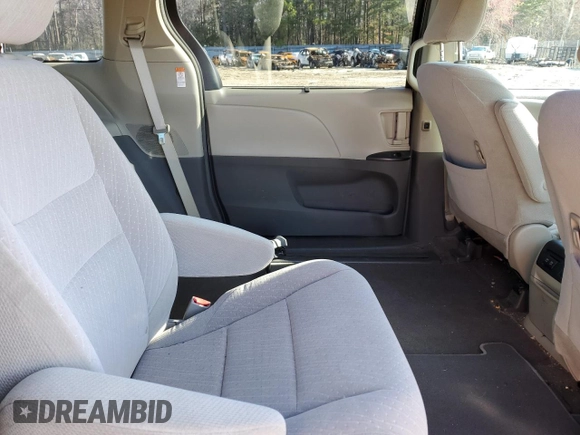 2019 Toyota Sienna LE Auto Access Seat with VIN 5TDKZ3DC0KS973674, listed as a Copart auction lot 50454255 with 99,206 mi miles and Salvage Title. Bid and sale history available at DreamBid. Image 11.