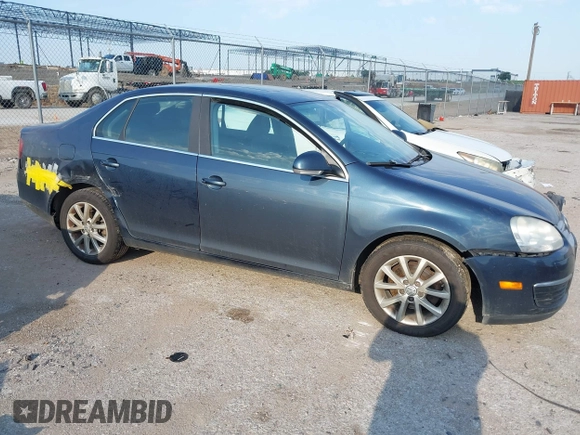 2010 Volkswagen Jetta Limited Edition with VIN 3VWRX7AJ9AM018530, listed as a IAAI auction lot 42389950 with 218,071 mi miles and . Bid and sale history available at DreamBid. Image 6.