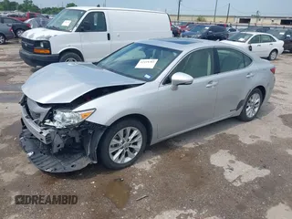 2013 Lexus ES 300h with VIN JTHBW1GG8D2026600, listed as a IAAI auction lot 42418702 with 114,652 mi miles and . Bid and sale history available at DreamBid. Image 2.