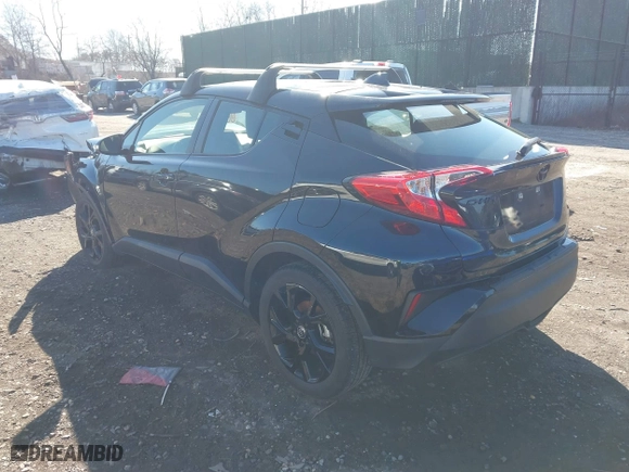 2022 Toyota C-HR XLE with VIN JTNKHMBX9N1130195, listed as a IAAI auction lot 41867899 with 13,813 mi miles. Bid and sale history available at carsss.com. Image 3.