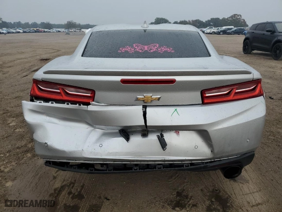 2017 Chevrolet Camaro 2LT with VIN 1G1FD1RX9H0140105, listed as a Copart auction lot 82310264 with 58,457 mi miles and Salvage Title. Bid and sale history available at carsss.com. Image 6.