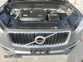 2018 Volvo XC90 Momentum with VIN YV4102CK1J1341266, listed as a Copart auction lot 84207164 with 219,952 mi miles and Clean Title. Bid and sale history available at carsss.com. Image 12.