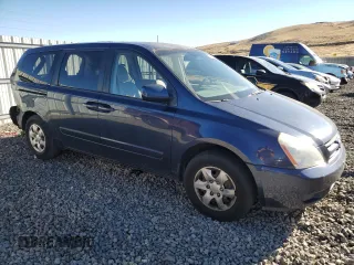 2007 Kia Sedona EX with VIN KNDMB233376109248, listed as a Copart auction lot 79914284 with 178,245 mi miles and Salvage Title. Bid and sale history available at carsss.com. Image 4.