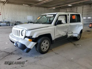 2013 Jeep Patriot Sport with VIN 1C4NJPBA4DD272888, listed as a Copart auction lot 45529275 with 333,333 mi miles and Non Repairable. Bid and sale history available at carsss.com. Image 1.