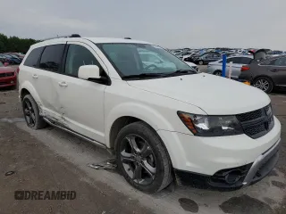 2015 Dodge Journey Crossroad with VIN 3C4PDDGG5FT601039, listed as a Copart auction lot 61499064 with 165,266 mi miles and Salvage Title. Bid and sale history available at carsss.com. Image 4.