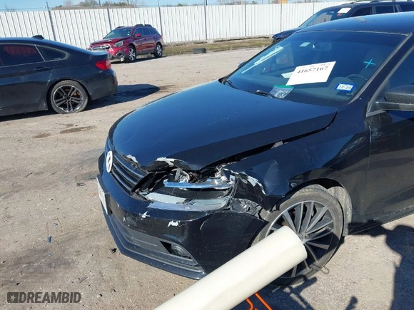 2016 Volkswagen Jetta Sedan 1.8T Sport with VIN 3VWD17AJ7GM414525, listed as a IAAI auction lot 41657167 with 85,594 mi miles. Bid and sale history available at carsss.com. Image 6.