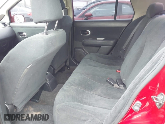 2011 Nissan Versa 1.8 S with VIN 3N1BC1AP8BL466172, listed as a IAAI auction lot 41814965 with 178,076 mi miles. Bid and sale history available at carsss.com. Image 8.