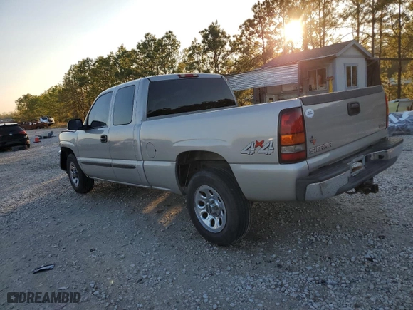 2007 GMC Sierra 1500 Classic SLE1 with VIN 1GTEK19B47Z102580, listed as a Copart auction lot 85552014 with NaN miles and Salvage Title. Bid and sale history available at carsss.com. Image 2.