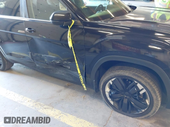 2019 Volkswagen Atlas SE with VIN 1V2UR2CA2KC515962, listed as a IAAI auction lot 42369371 with 81,629 mi miles and . Bid and sale history available at DreamBid. Image 6.