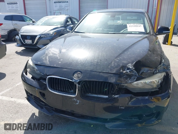 2014 BMW 3 Series 328i with VIN WBA3C1C50EK107365, listed as a IAAI auction lot 41959537 with 161,749 mi miles. Bid and sale history available at carsss.com. Image 12.