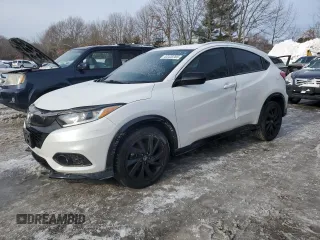 2022 Honda HR-V Sport with VIN 3CZRU6H15NM756658, listed as a Copart auction lot 44120765 with 26,521 mi miles and Salvage Title. Bid and sale history available at carsss.com. Image 1.