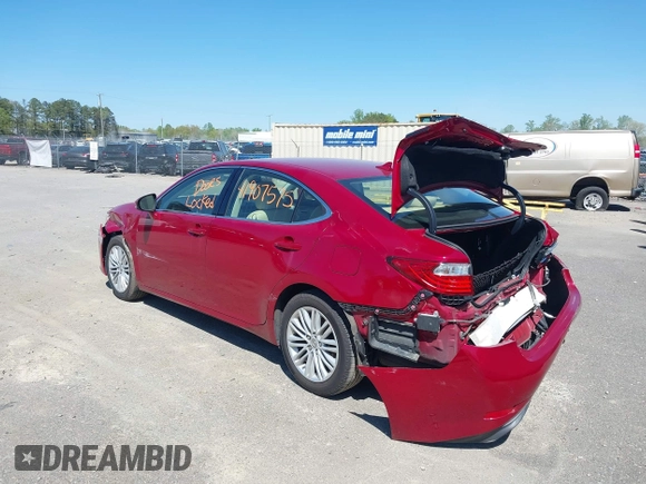 2013 Lexus ES 4dr Sdn with VIN JTHBK1GG5D2075765, listed as a IAAI auction lot 41907575 with Not Provided miles. Bid and sale history available at carsss.com. Image 6.