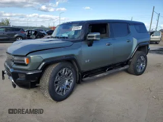 2024 GMC Hummer EV 3X with VIN 1GKB0RDC5RU100784, listed as a Copart auction lot 82634054 with 7,515 mi miles and Salvage Title. Bid and sale history available at carsss.com. Image 1.