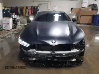 2019 BMW 8 Series M850i xDrive with VIN WBABC4C50KBU95710, listed as a Copart auction lot 85099404 with 58,463 mi miles and Salvage title. Bid and sale history available at DreamBid. Image 5.
