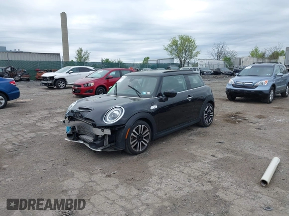 2020 MINI Hardtop Cooper S z VIN WMWXR5C00L2L44737, wystawiony jako IAAI lot #42091511 z przebiegiem 24 356 mil mil oraz . Historia ofert i sprzedaży dostępna na DreamBid. Obrazek 18.