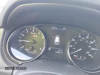 2018 Nissan Rogue SV z VIN KNMAT2MV5JP500550, wystawiony jako IAAI lot #41705570 z przebiegiem 93 495 mil mil oraz . Historia ofert i sprzedaży dostępna na DreamBid. Obrazek 7.