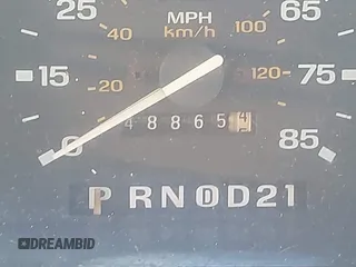 1992 Ford Explorer XL z VIN 1FMDU32X8NUA75834, wystawiony jako IAAI lot #42401117 z przebiegiem 48 865 mil mil oraz . Historia ofert i sprzedaży dostępna na DreamBid. Obrazek 12.