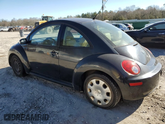 2007 Volkswagen New Beetle Coupe with VIN 3VWEW31C87M509093, listed as a Copart auction lot 86424304 with 220,540 mi miles and Clean Title. Bid and sale history available at carsss.com. Image 2.