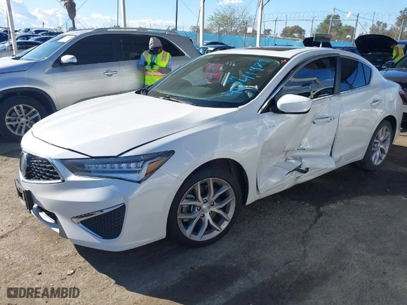 2019 Acura ILX with VIN 19UDE2F39KA013926, listed as a IAAI auction lot 41741979 with 44,737 mi miles. Bid and sale history available at carsss.com. Image 2.