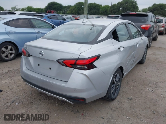 2021 Nissan Versa SV z VIN 3N1CN8EV9ML876627, wystawiony jako IAAI lot #42297873 z przebiegiem 72 216 mil mil oraz . Historia ofert i sprzedaży dostępna na DreamBid. Obrazek 4.