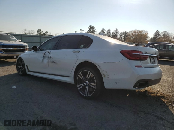2018 BMW 7 Series ALPINA B7 xDrive with VIN WBA7F2C54JG423914, listed as a Copart auction lot 78488584 with 68,014 mi miles and Salvage Title. Bid and sale history available at carsss.com. Image 2.
