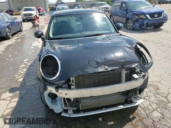 2015 MINI Hardtop with VIN WMWXM5C55F3A04740, listed as a Copart auction lot 61616655 with 95,108 mi miles and Salvage title. Bid and sale history available at DreamBid. Image 14.