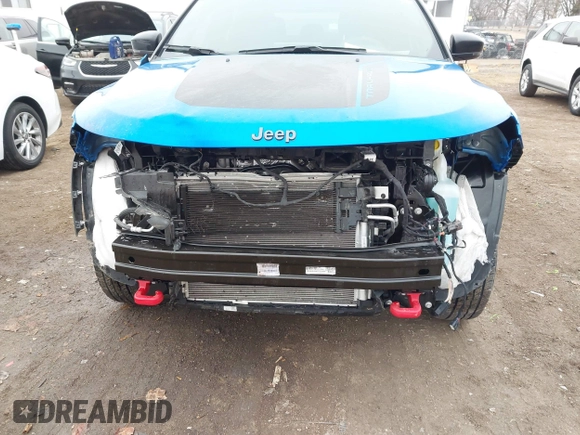 2023 Jeep Compass Trailhawk with VIN 3C4NJDDN8PT551998, listed as a IAAI auction lot 41188039 with 6,531 mi miles and . Bid and sale history available at DreamBid. Image 6.