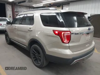 2017 Ford Explorer XLT with VIN 1FM5K7D86HGA61358, listed as a IAAI auction lot 41948512 with 167,914 mi miles and . Bid and sale history available at carsss.com. Image 3.