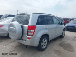 2008 Suzuki Grand Vitara XSport w/Snrf with VIN JS3TD944184102061, listed as a IAAI auction lot 41568021 with 149,610 mi miles. Bid and sale history available at carsss.com. Image 4.